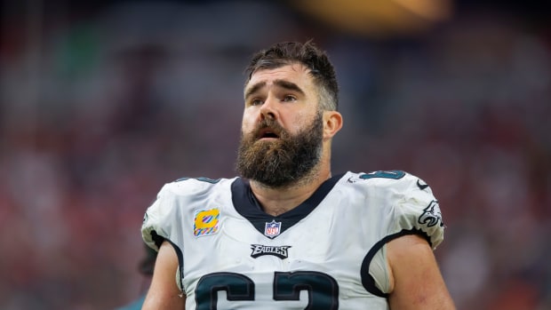 Philadelphia Eagles center Jason Kelce  against the Arizona Cardinals at State Farm Stadium.
